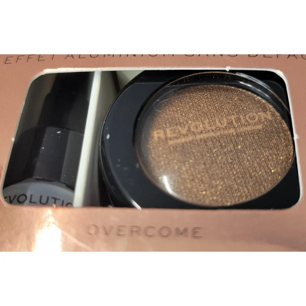Makeup Revolution London Flawless Foils Eye‎ Shadow Overcome + Primer 0.07oz New